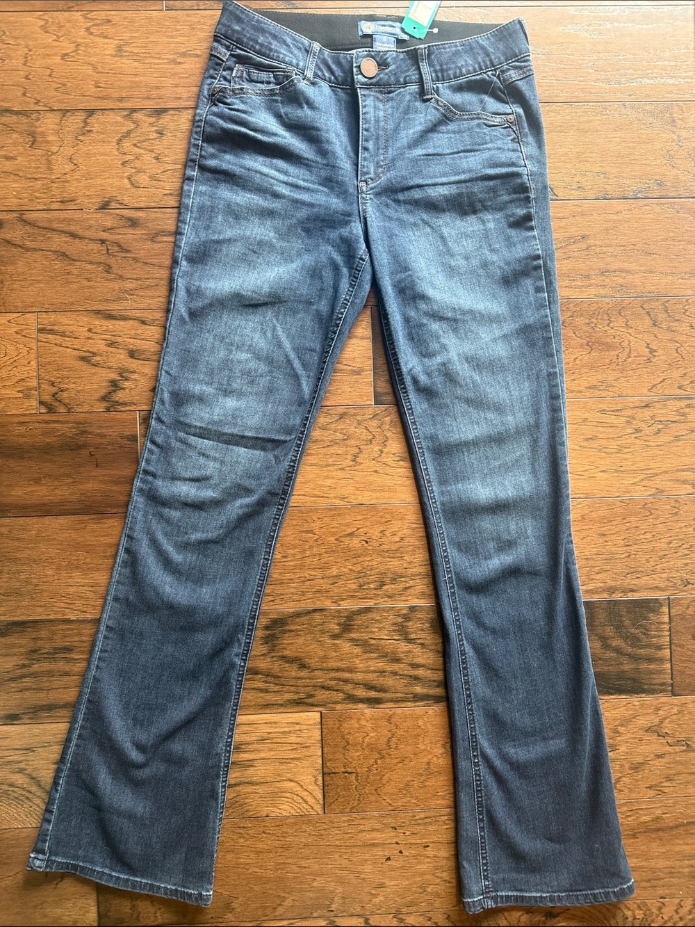 NWT Democracy Absolution bootcut Jeans sz 8